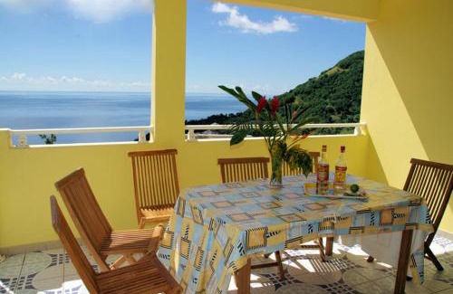 Les Anses-d'Arlets Apartment | À LA VUE DE l'ANSE - T3 - LES ANSES D'ARLET - PETITE ANSE