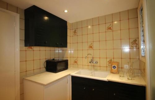 Port de la Selva Apartment | Ático confortable, à 20m de la plage La Ribera, avec terrasse, parking et Wifi, pour 4 personnes - ES-228-56