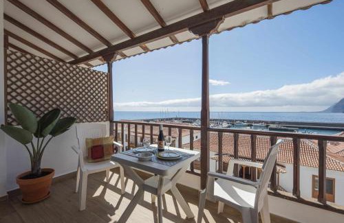 Los Gigantes Apartment | Ático Los Gigantes VistasWIFI 600 Mbps Playa
