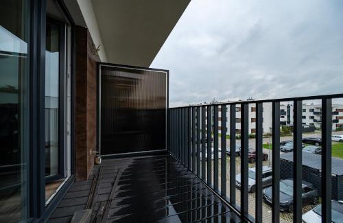 Lodz Apartment | Świętojańska Harmony Apartment by BookingHost