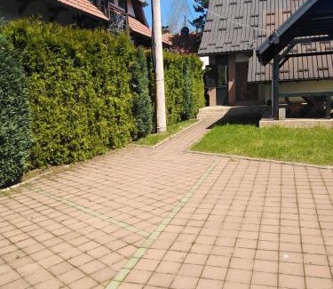 Kremna House | Šetnja među oblacima