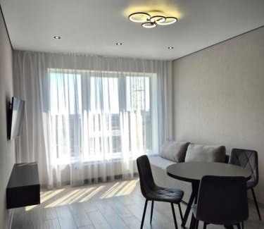Vapnyarka Apartment | Апартаменти на Марсельській 62 в ЖК Острова, 1 спальня та кухня-студія