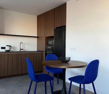 Maliyevtsy Apartment | Апартаменти-студія, дизайнерський ремонт, ЦЕНТР, біля Либідь Плаза