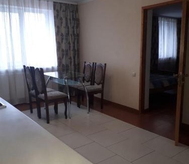 Odessa Apartment | Апартаменти 100 кв.м на Шота Руставелі