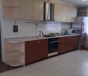 Odessa Apartment | Апартаменти 100 кв.м на Шота Руставелі