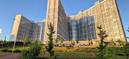 Pozniaky Apartment | Видові Апартаменти Перший будинок від метро