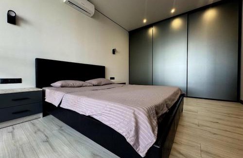 Pozniaky Apartment | Видові Апартаменти Residential GREAT