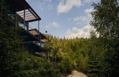 Plavya House | Висота 890