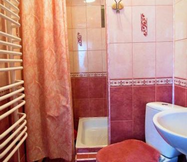 Slavske House | Відпочинок у Пронів