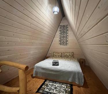 Verkhniy Yasenov Cabin | Вілла Гармонія