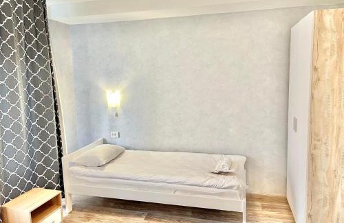 Holosiivskyj Hotel | Голосіївський готель