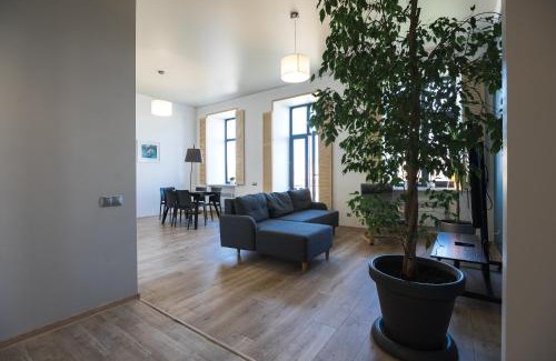 Odessa City Center Apartment | Готельчик у Кірхи