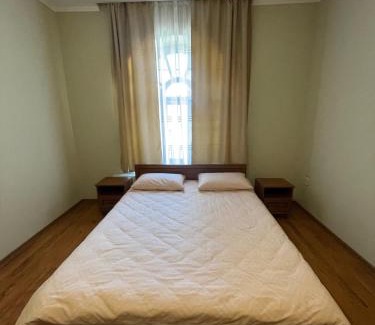Veliki Bereznyi Hotel | Готель Яр