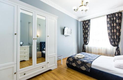 Lviv City Center Apartment | Дизайнерська ВІП квартира по вулиці Куліша 14