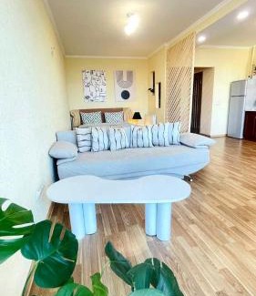 Chernovtsy Apartment | Затишна красива квартира-студія в новобудові з балконом