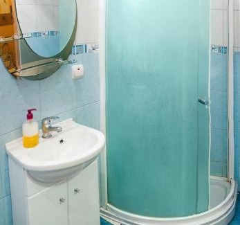 Lviv City Center Apartment | Квартира вул Кониського 5 - на 6 осіб в центрі Медінститут поруч