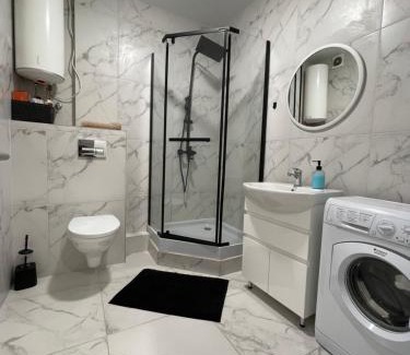 Holosiivskyj Apartment | Квартира в новому ЖК Svitlo Park Київ