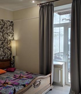 Odessa City Center Apartment | Квартира в центре Торговая 6