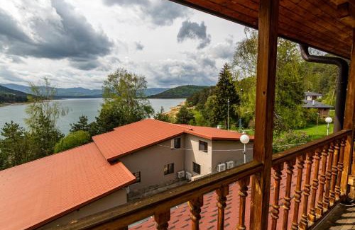 Rakitovo Hotel | Комплекс Родопска среща - Къщи и Апартаменти