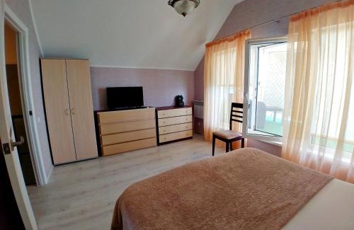 Odessa House | Котеджі на приватному пляжу - Совіньйон 2025