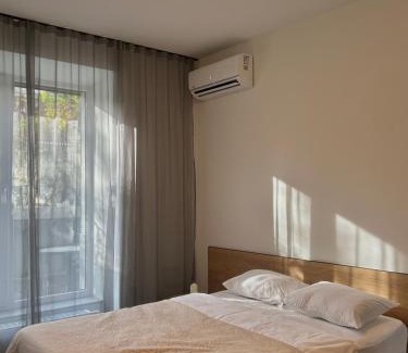 Halyts'kyi district Apartment | МІАМО студіо з терасою
