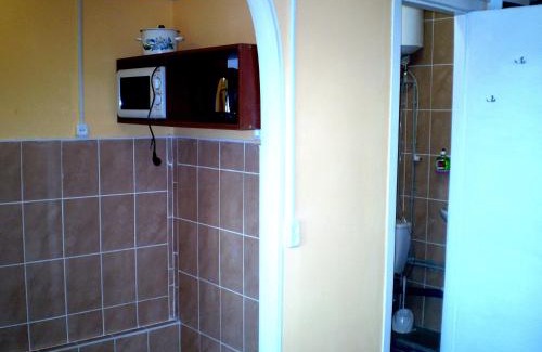 Mykolaiv Apartment | НЕБОЛЬШАЯ СТУДИЯ проспект Центральный 124А WI-FI 2 дивана 3 этаж 9 этажного дома