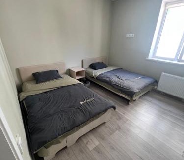 Almaty Apartment | Оранжевая семья橙子民宿