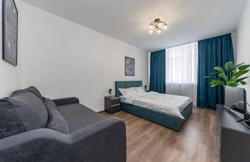 Pozniaky Apartment | Позняки, современные апартаменты ул Е.Пчелки 7