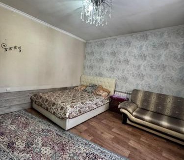Kaztsik Apartment | Пугачева