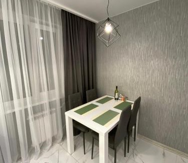 Pozniaky Apartment | Стильная квартира на Позняках газ и низкий этаж