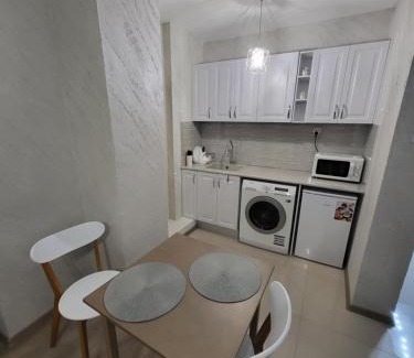 Sliven Apartment | Студио Ава 2