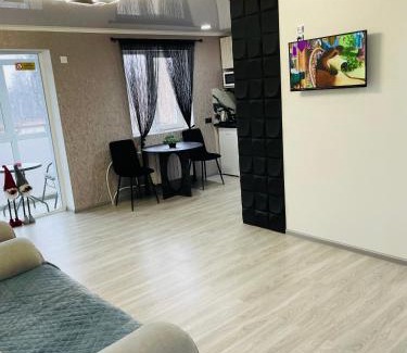 Krivoy Rog Apartment | Студия ЛЮКС 3-х комнатная ул Соборности 42
