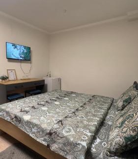 Bishkek Hotel | Тихий замок Медерова