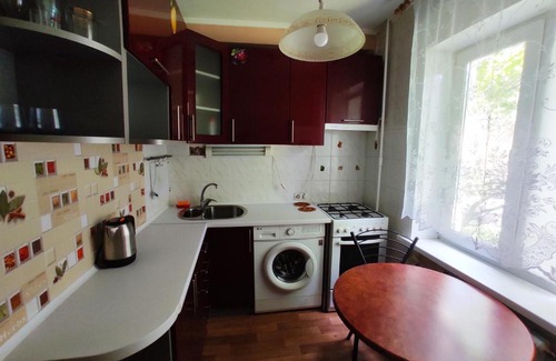 Obolons'kyi District Apartment | Ул Вышгородская на Площади Шевченко - Vyshgorodska Street