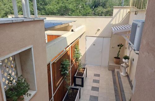Mata Apartment | דירת נופש רפאל