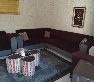 Amman Apartment | شقة الياسمين عمّان الأرضيّة للعائلات