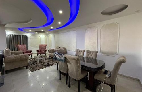 Oula Apartment | شقة على النيل بشارع مراد