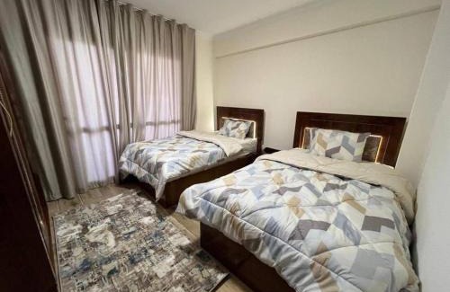 Sheikh Zayed City Apartment | شقة لقطة للايجار المفروش بالشيخ زايد ب 3 غرف نوم