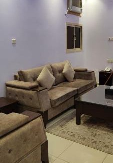 Al Quwaiiyah Apartment | شقق شموع للشقق المخدومة