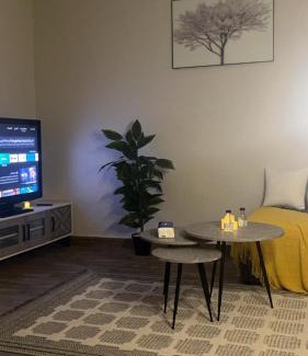 Ghirnatah Apartment | شقه بصاله أنيقه وغرفه نوم