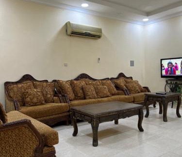 Abqaiq Apartment | شقه مفروشه في حي البساتين بقيق