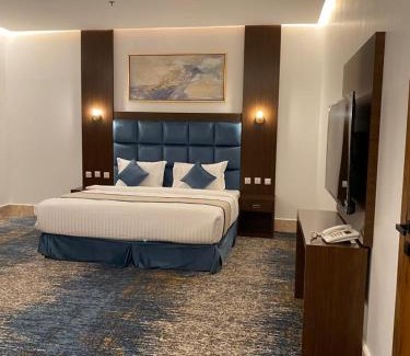 Al Hamra Apartment | فايف بالم الفندقية