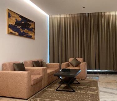 Al Hamra Apartment | فايف بالم الفندقية