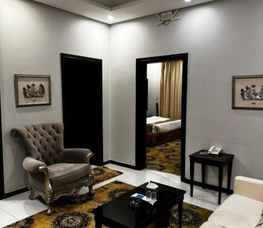 Hera Street Apartment | فندق البيوتات