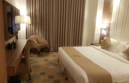 Al Faisaliyah Apartment | كازا فيزو للشقق المخدومة Casa Visio serviced Apartmenet
