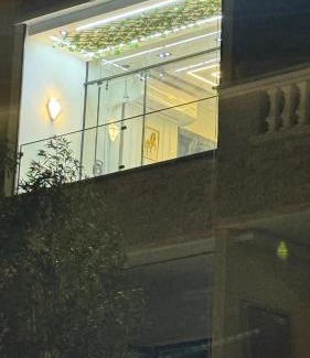 Pyramids Gardens Apartment | للايجار شقه اول ساكن مجهزه بالكامل ثلث غرف نوم اثنين حمام مطبخ مجهز بالكامل تحكم كامل عبر التلفون مكيفه بالكامل For rent Apartment for the first inhabitant a Fully equipped 3 bedrooms 2 bathrooms Fully equipped kitchen Full control via phone