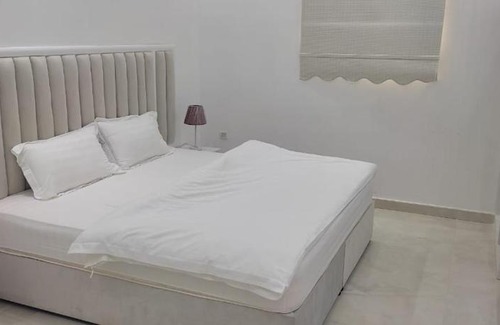 Al Uwayqilah Apartment | مراسم الشمال للشقق المخدومة