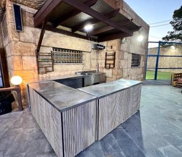 Jordan Ski Chalet | مزرعة وشاليه ادم