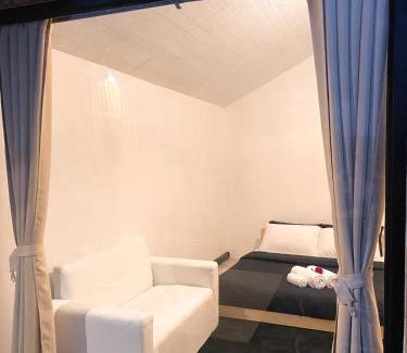 Chom Thong Resort | ม่านป่ามองเขาเฮ้าส์