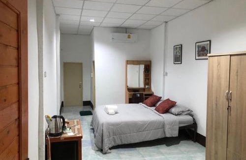 Pa Tan Hotel | ห้องพักน้อยในป่าใหญ่